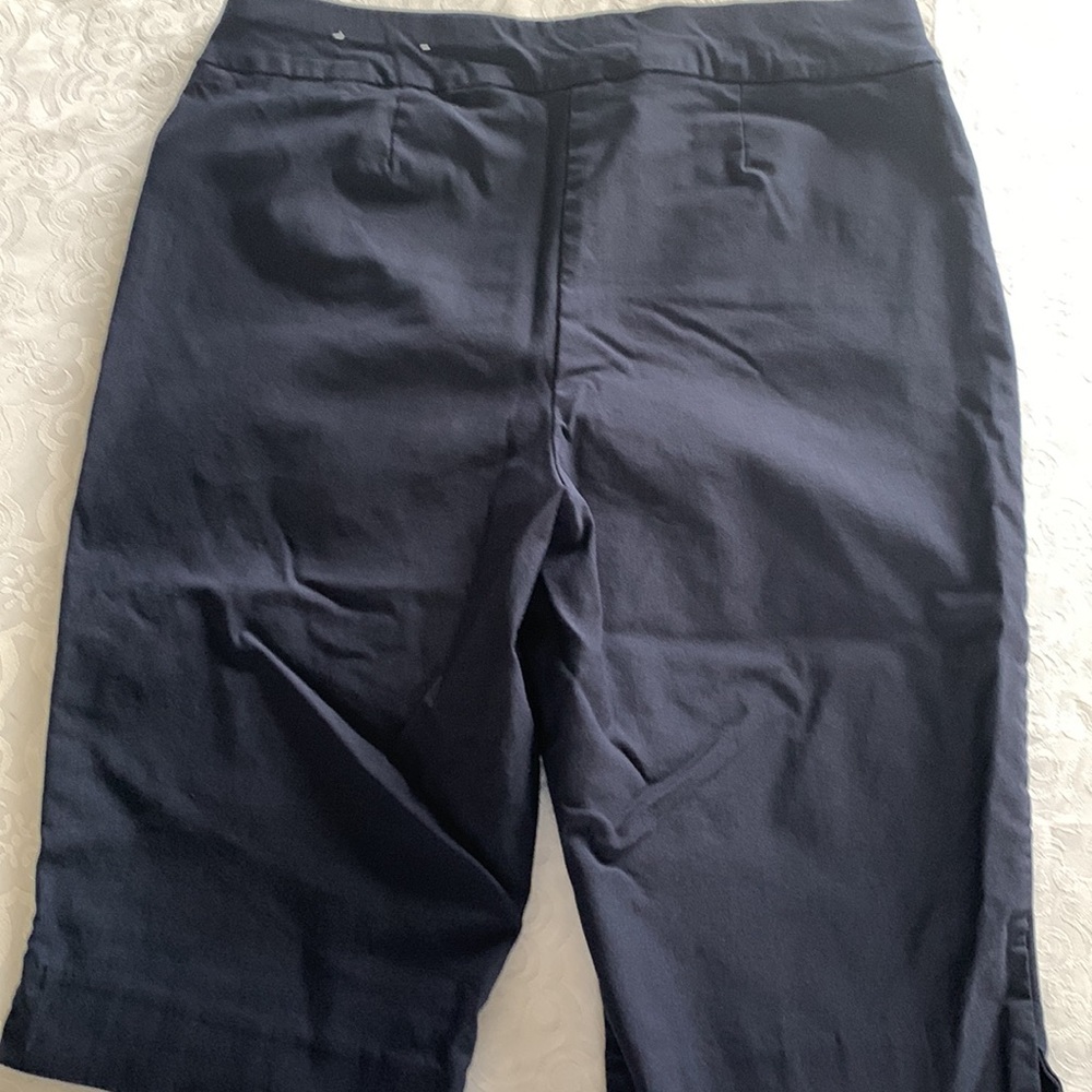 Chico’s size 1 shorts - Picture 7 of 14